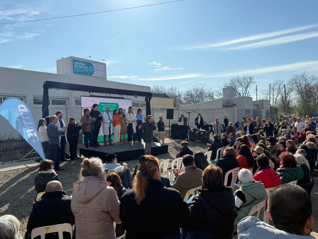 En un emotivo acto se inauguró el nuevo CAPS “Dra. Ana Lucía Tello” en el barrio Constantini