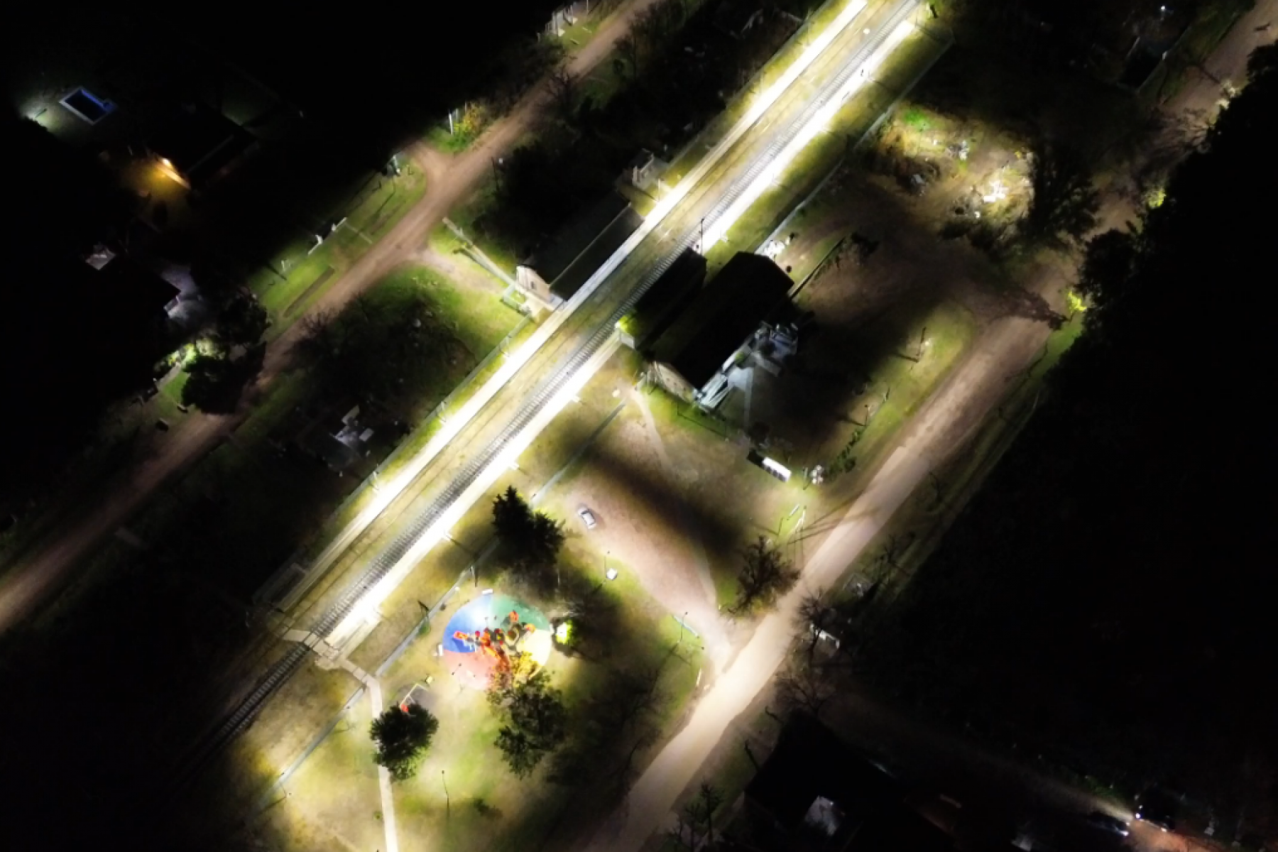 Se colocaron más de 200 nuevas luminarias LED en Olivera y Open Door