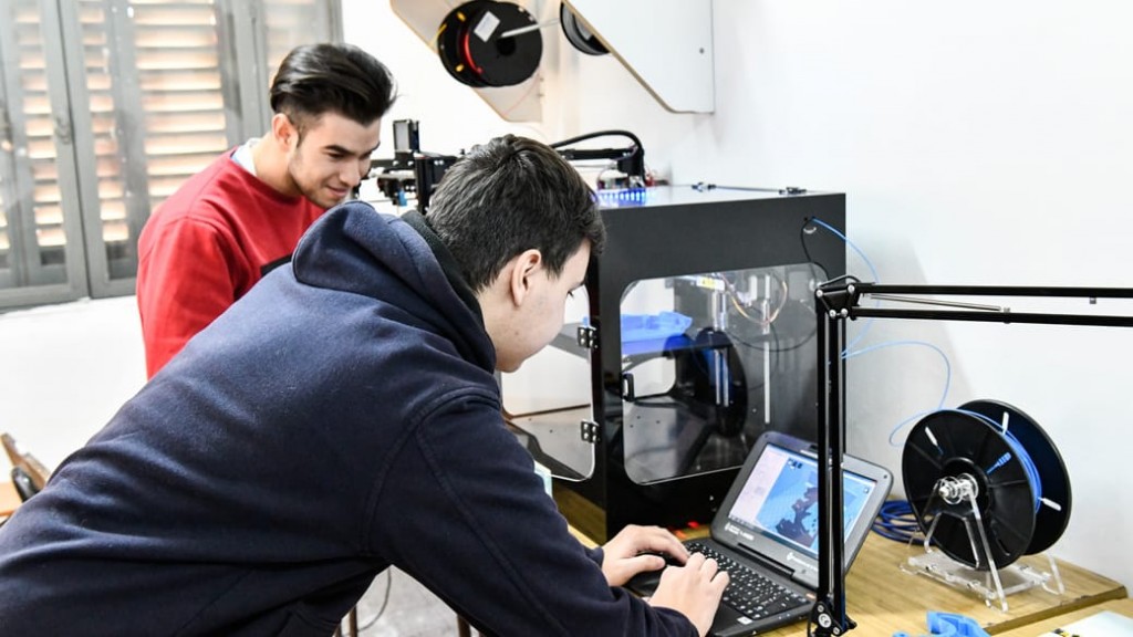 Economía del Conocimiento: el Municipio lanza capacitaciones tecnológicas en Diseño