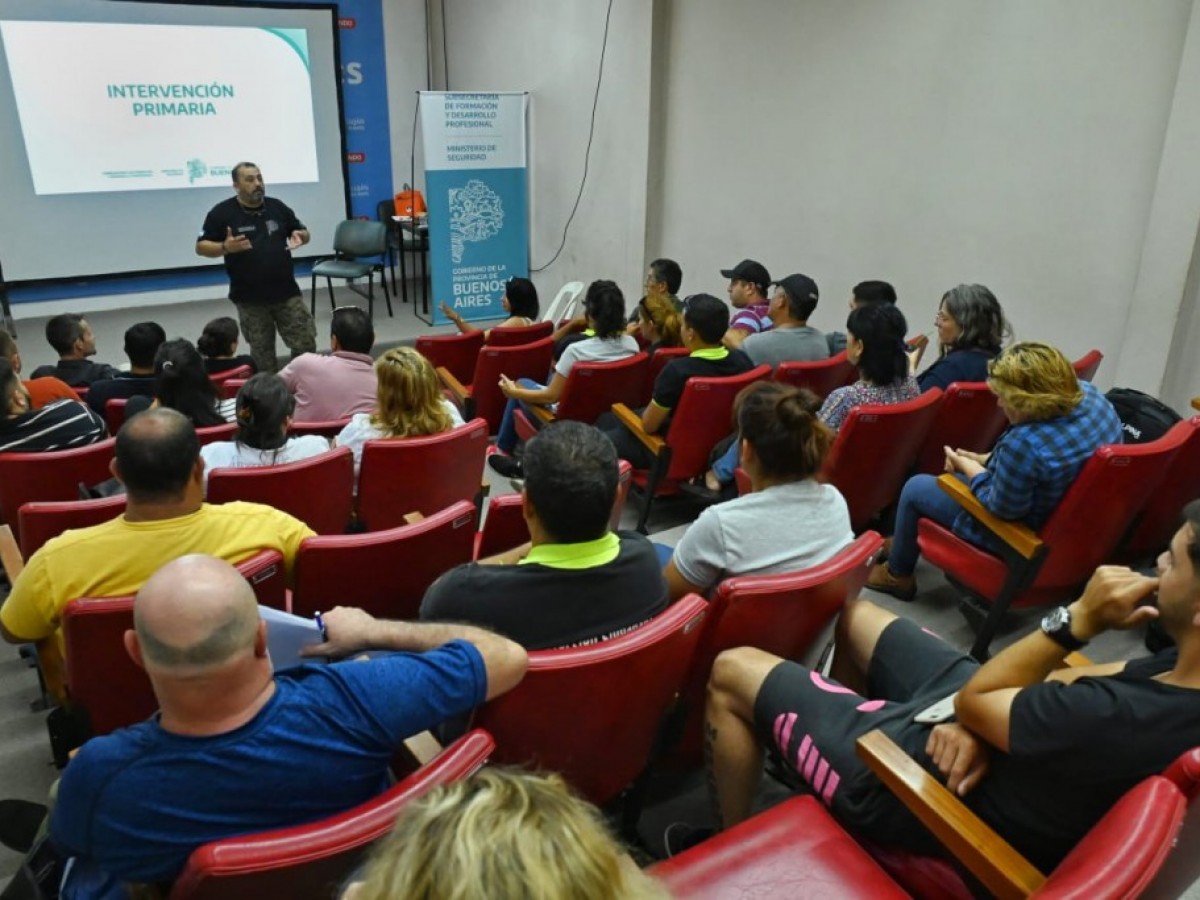 Capacitaciones en materia de intervención primaria y proximidad