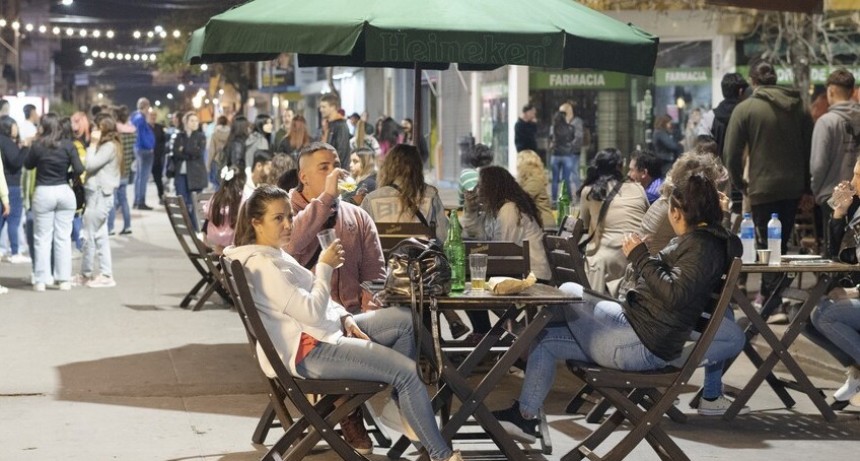 El centro de la ciudad se volverá a convertir en Peatonal Gastronómica