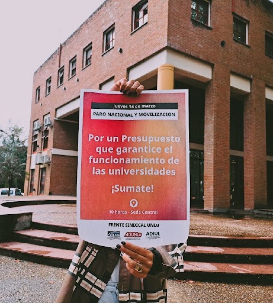Frente Sindical para y moviliza hoy en defensa de la Universidad
