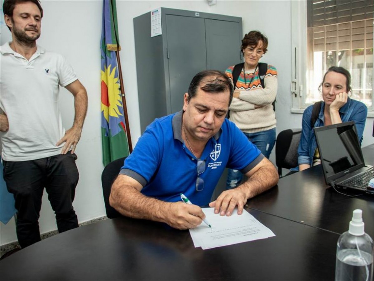 El Ejecutivo acordó un aumento salarial con Sindicatos Municipales