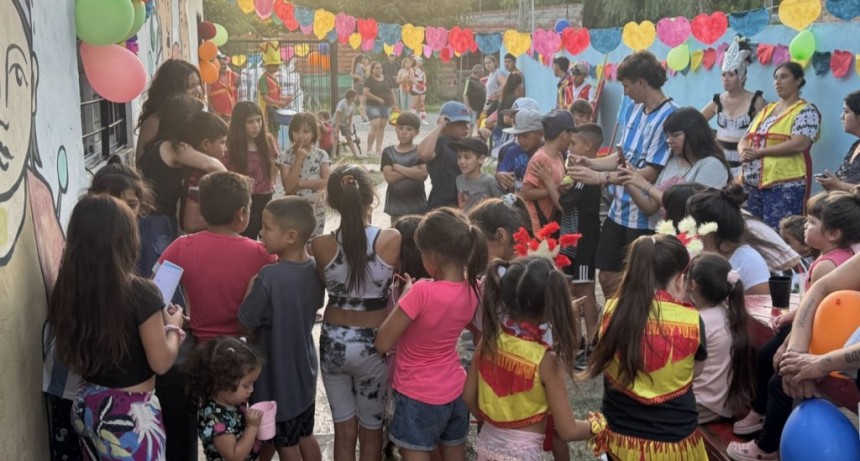 Escuela es Comunidad: un programa de pertenencia y aprendizaje 