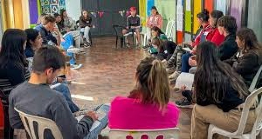 Plenarios 2025: Se convoca a formar parte del Consejo Local de Niñez y Adolescencia 