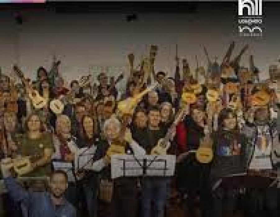 Encuentro de charangos en el Complejo Udaondo