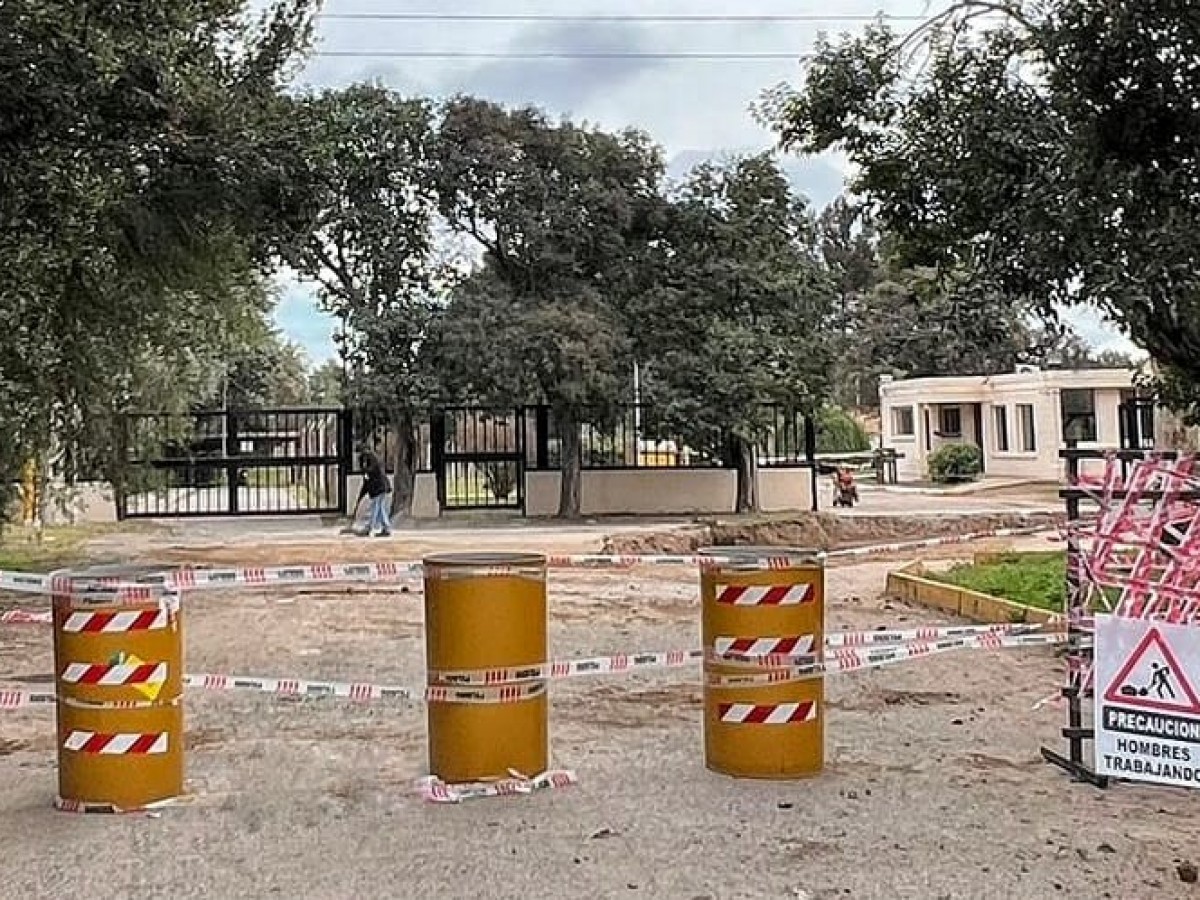 Jáuregui: corte de tránsito por reconstrucción de pavimento en el acceso al Parque Industrial Villa Flandria II