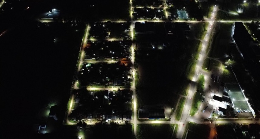 Se instalaron más de 180 luces LED en barrios de Luján 