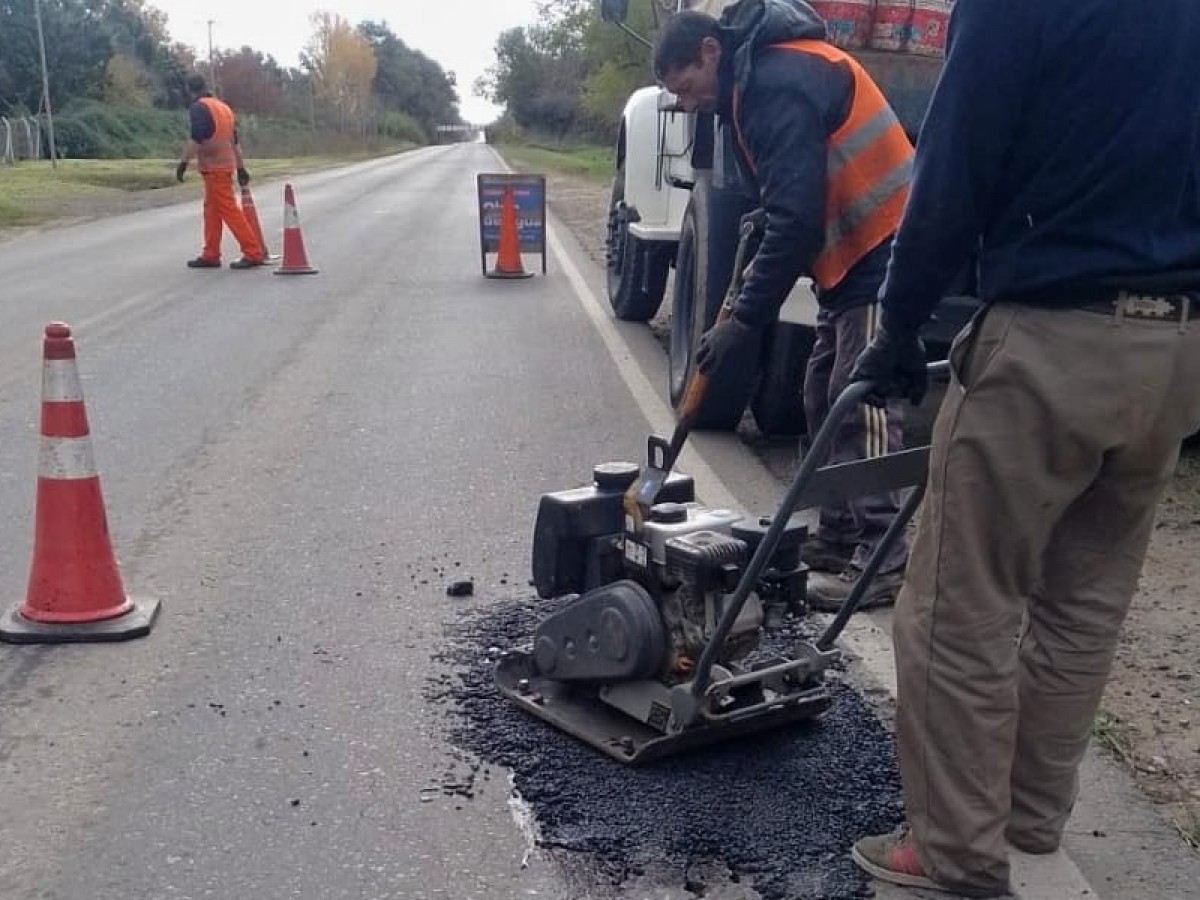 Continúa el Plan Integral de Bacheo en localidades