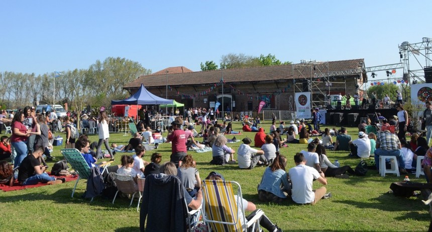 22° Fiesta del Sol en Carlos Keen: Cronograma de artistas confirmados