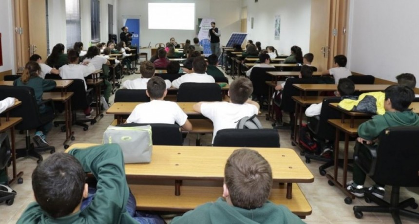 EL GOBIERNO AUTORIZÓ UN AUMENTO DEL 18% PROMEDIO EN LOS ARANCELES DE COLEGIOS CON APORTE ESTATAL