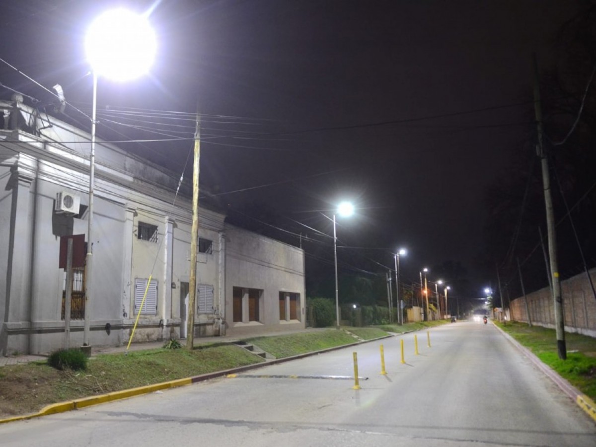 Nueva iluminación LED en Santa Elena, El Ceibo, Las Acacias, San Cayetano y Fonavi 