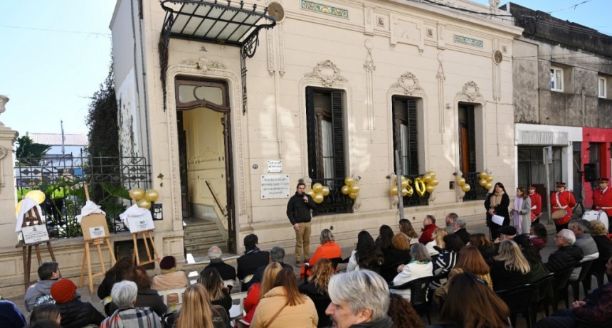 El Intendente participó del acto por el 50° aniversario de la Escuela de Arte