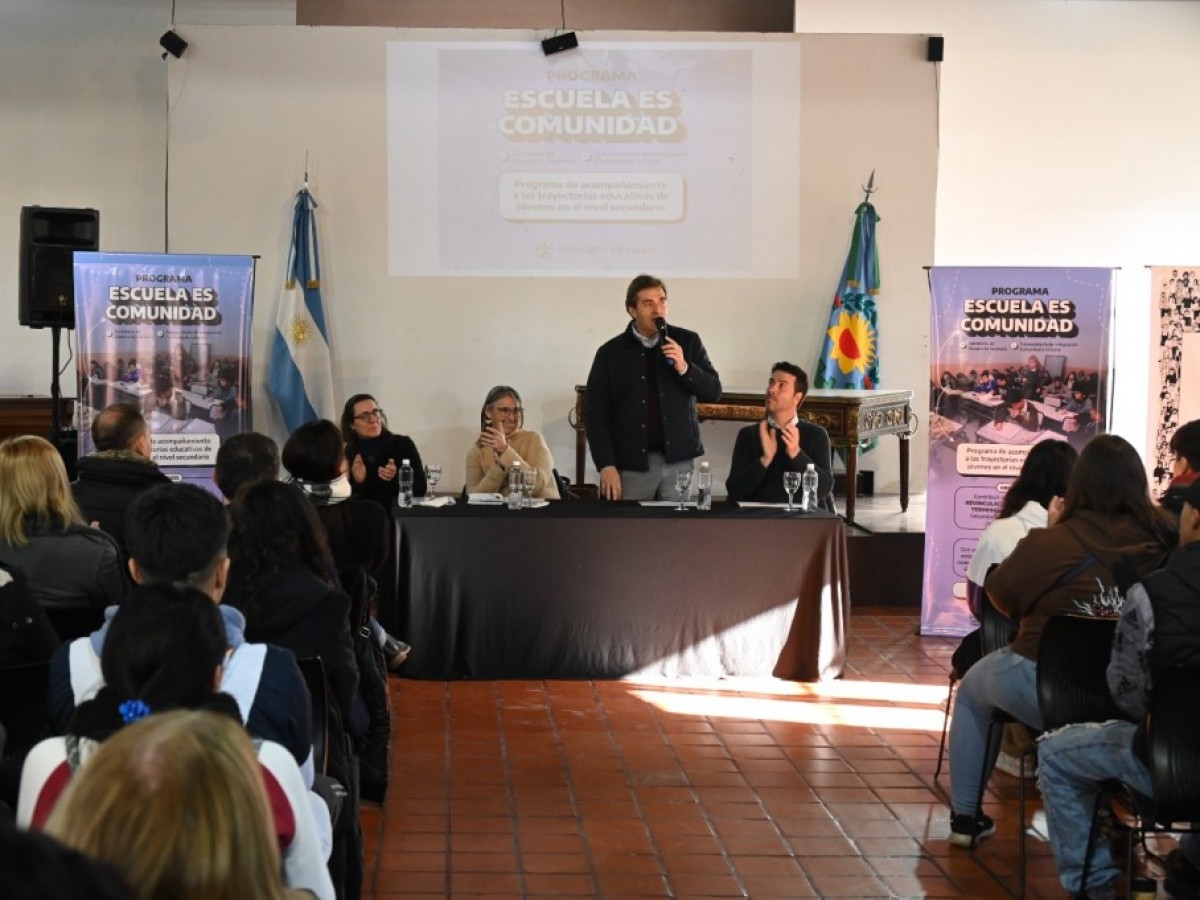 Educación: el Municipio presentó el programa “Escuela es Comunidad” 