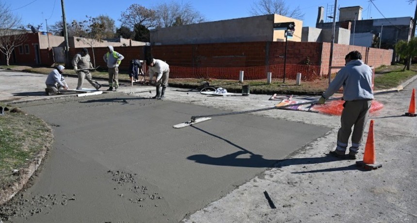 El Municipio continúa ejecutando el Plan Integral de Bacheo en Hormigón 