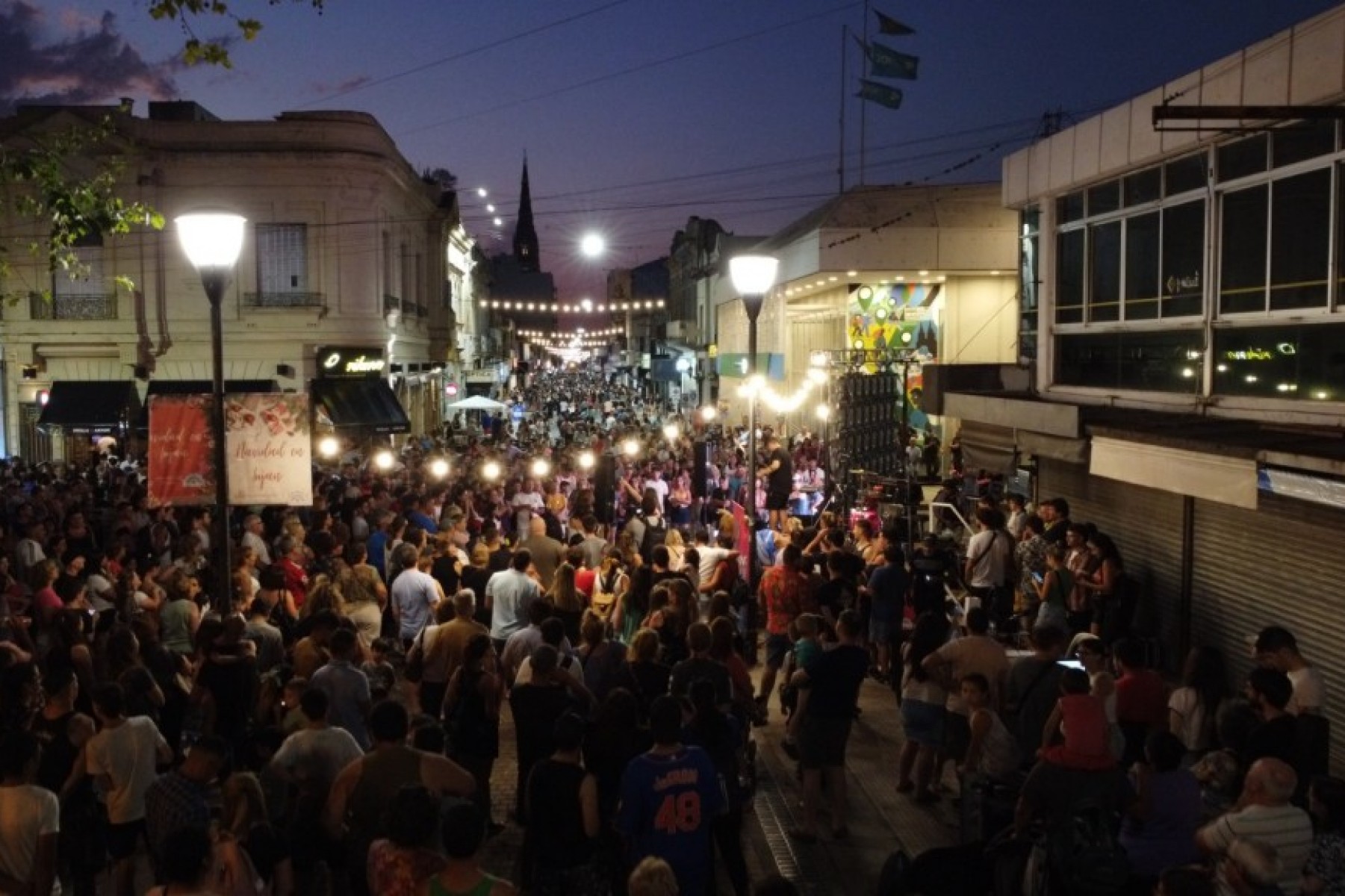 Se viene el gran evento “Peatonal Navideña” 